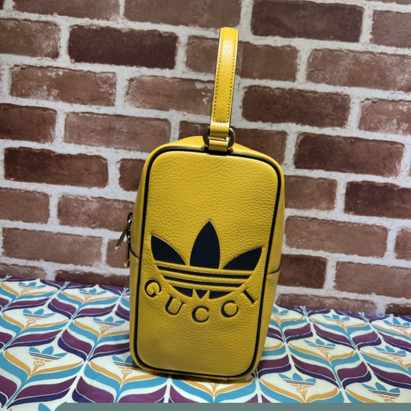 G*u*i top handle bags